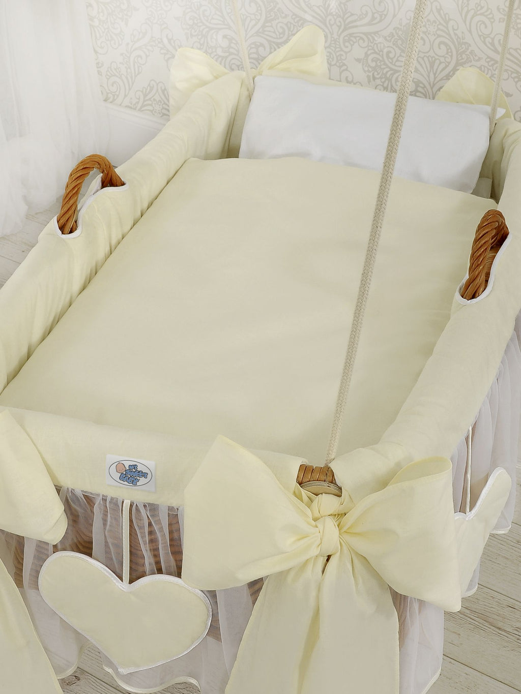 Moses Basket/Hanging crib- Amelie cream