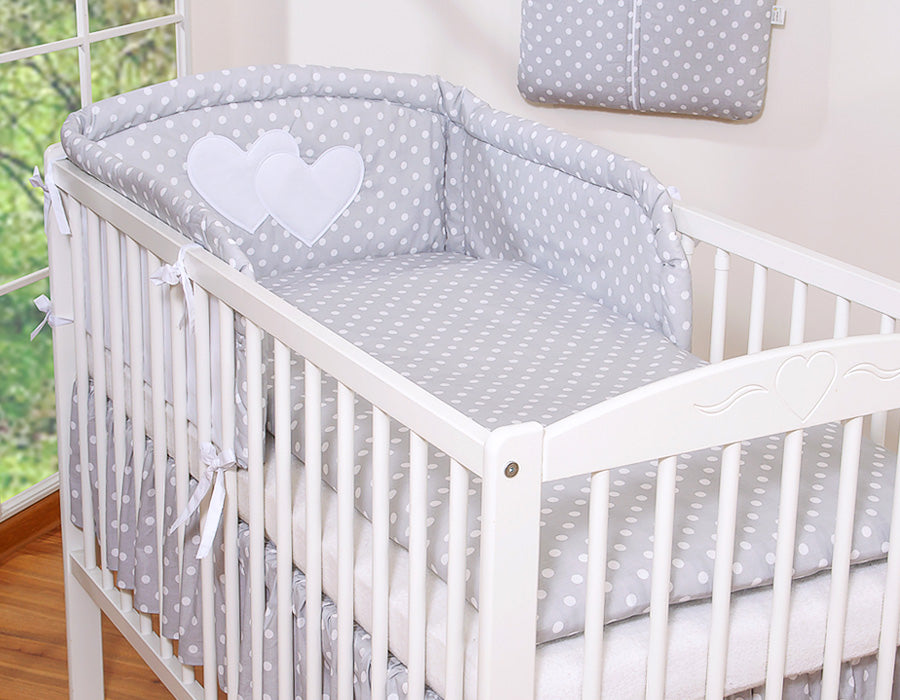 Universal crib rail bumper – Hearts white dots on gray