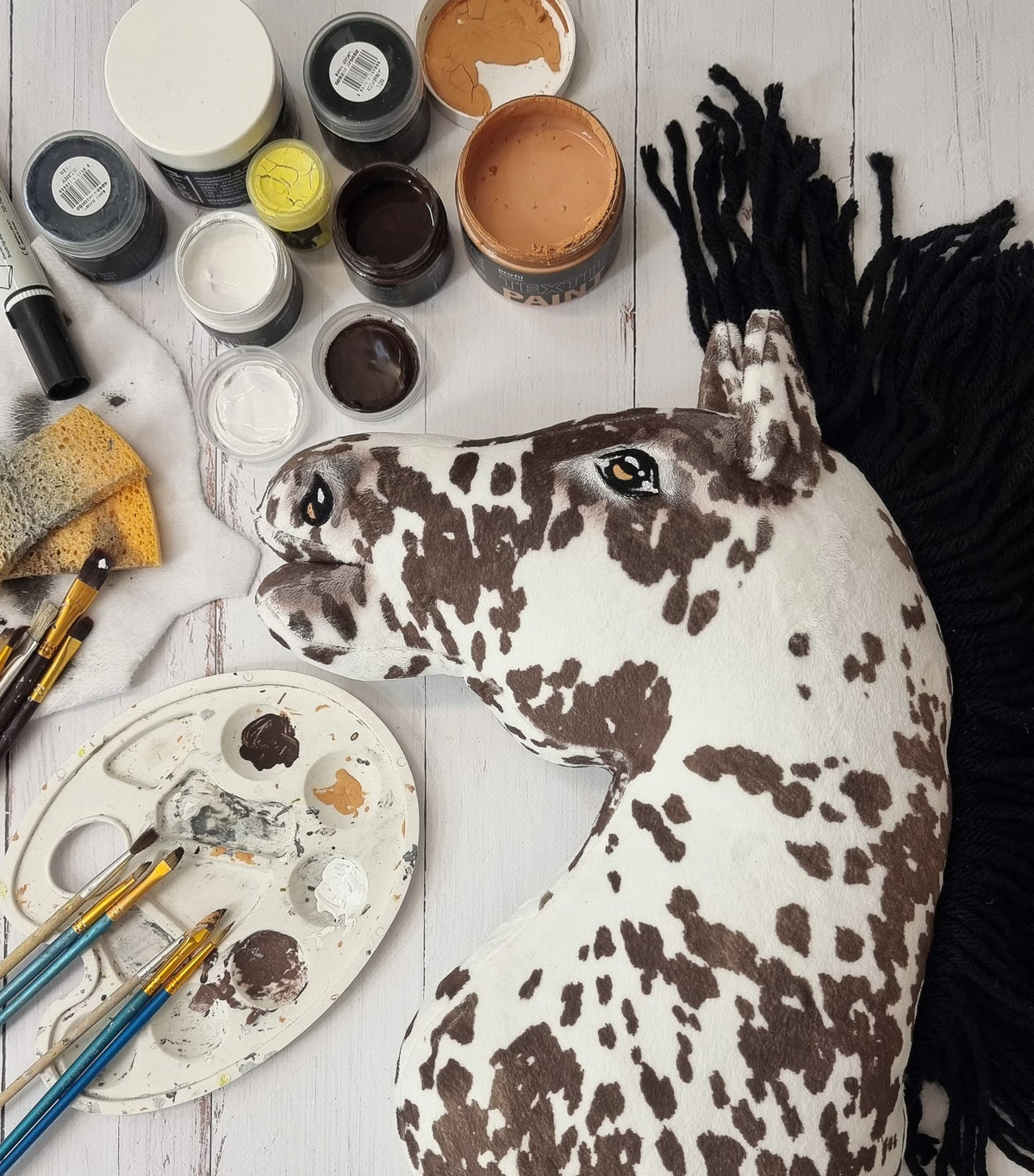 Horse on a stick Super Hobby Horse Premium - brown leopard horse with a black mane A3
