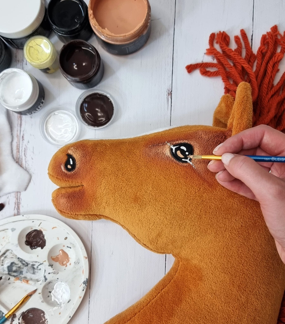 Horse on a stick Super Hobby Horse Premium - chestnut horse A3