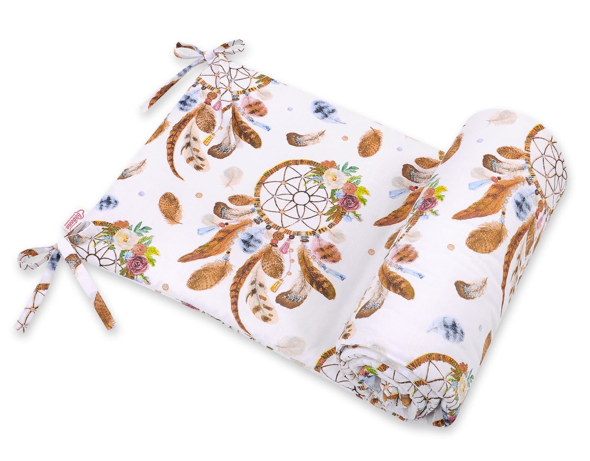 Universal bumper for cot - dream catchers white