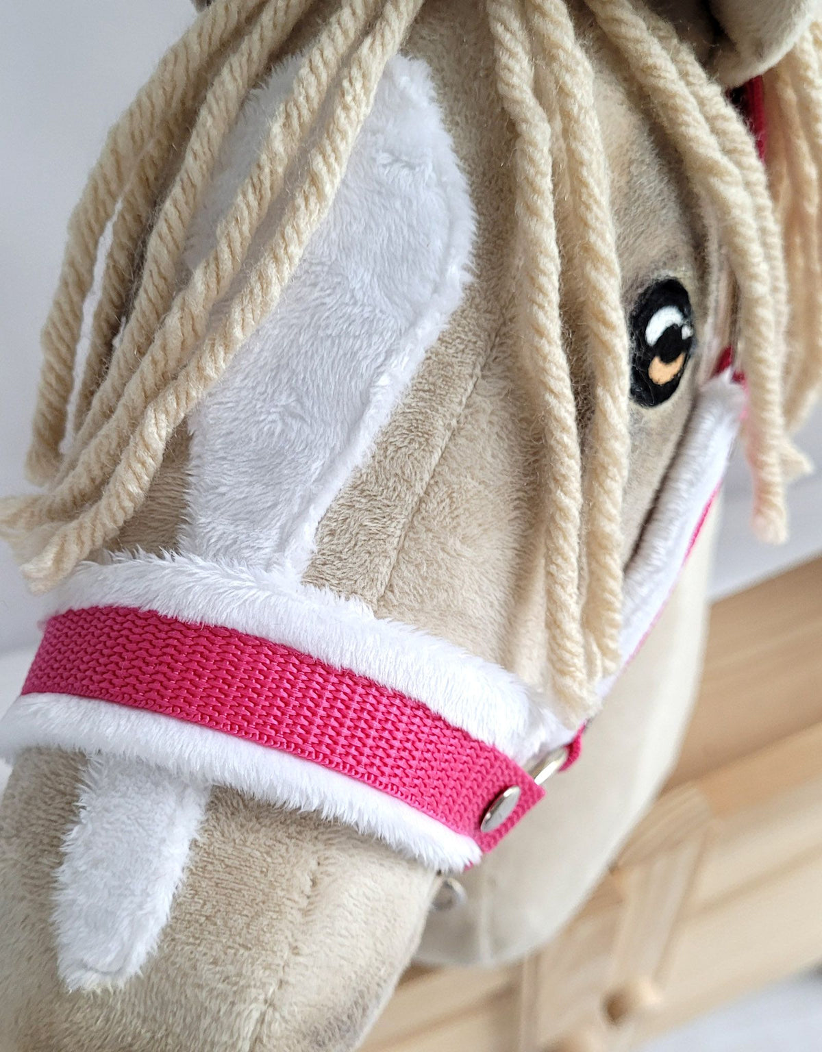 The adjustable halter for Hobby Horse A3 - dark pink with white furry