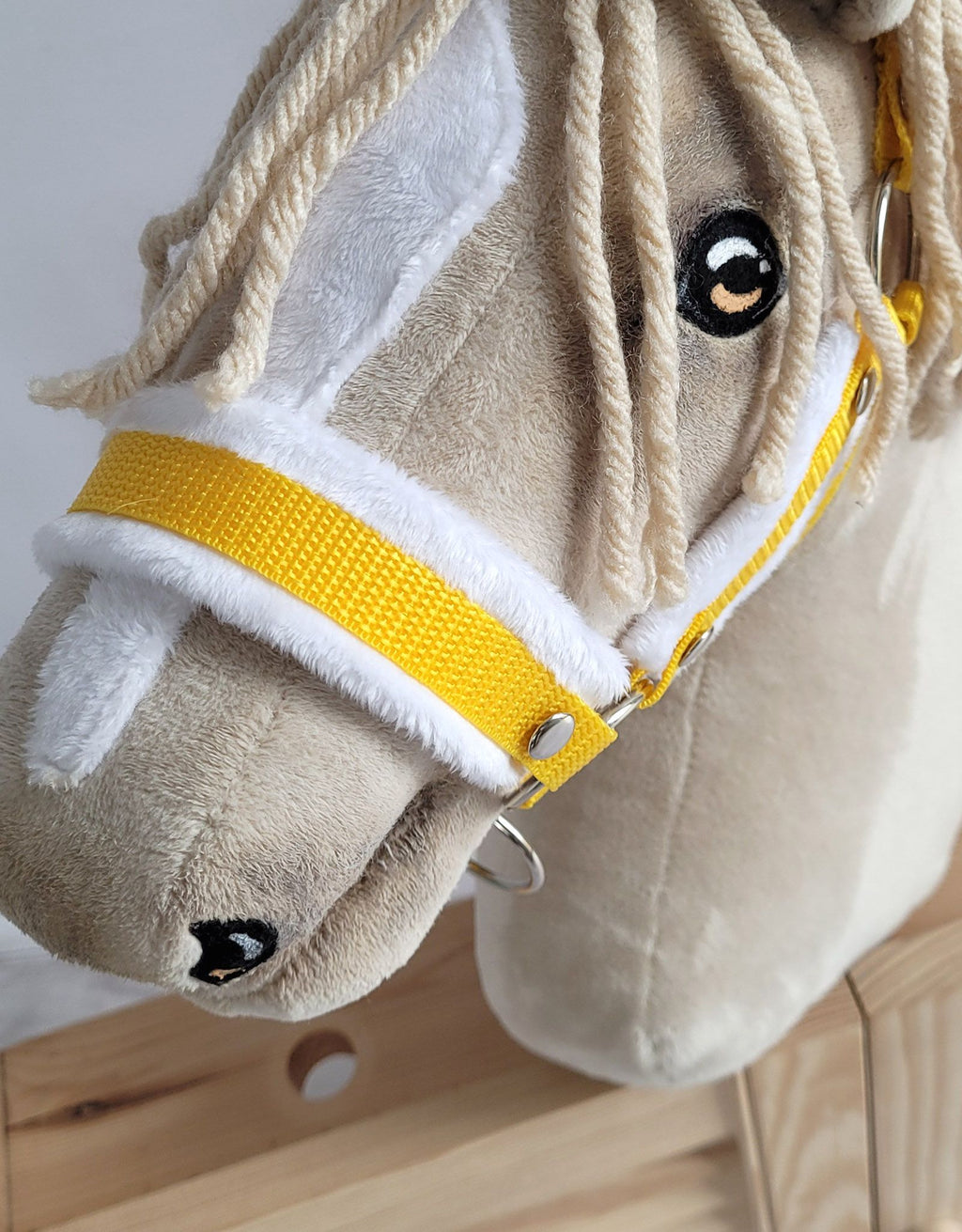 Set for Hobby Horse: the halter A3 with white furry + Tether made of cord - white-yellow
