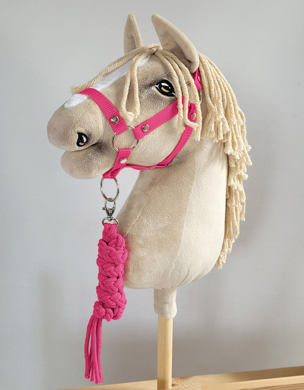 Tether for Hobby Horse made of double-twine cord - dark pink
