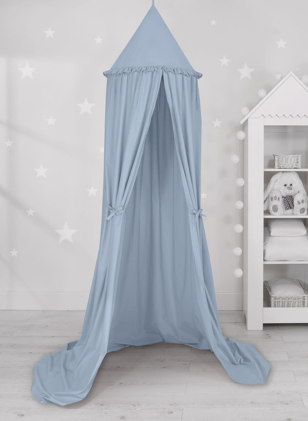 Hanging cotton canopy for children's room - pastel blue