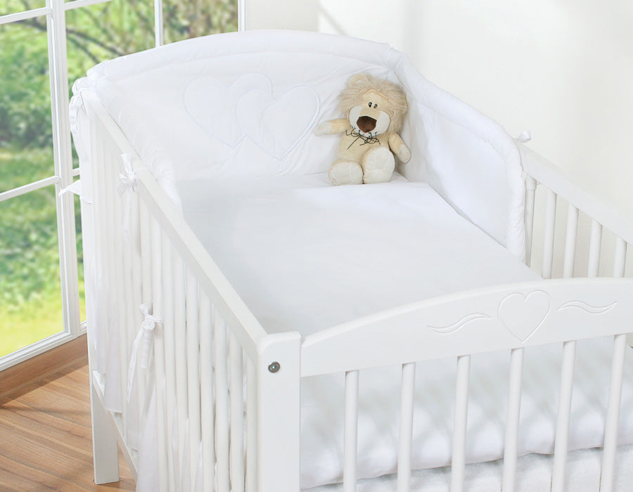 Universal crib rail bumper – White hearts
