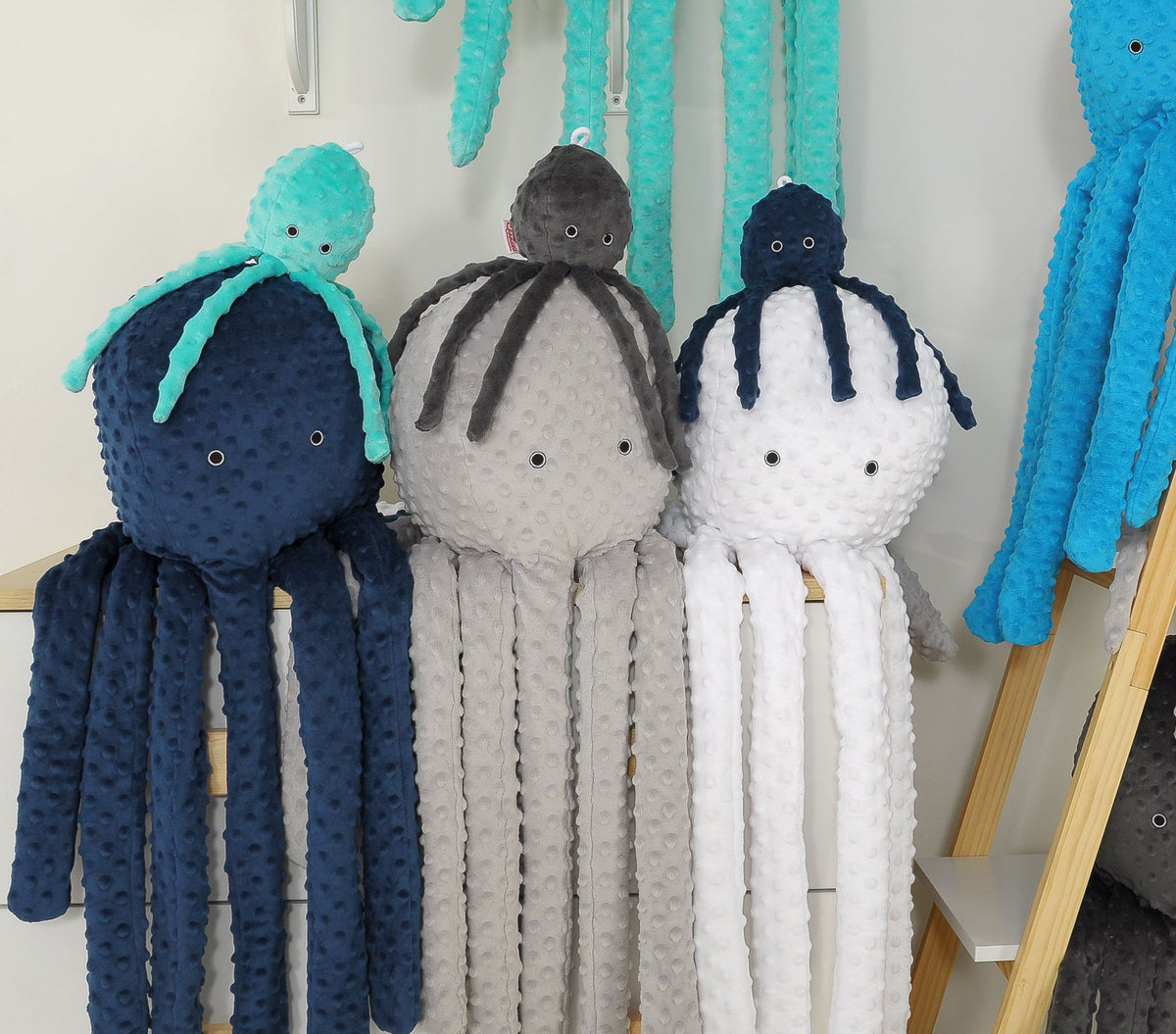 Cuddly octopus big - white - polka dot minky