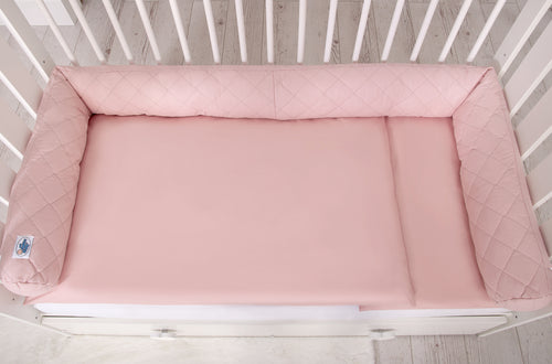 2-in-1 - Baby nest quilted - snake pillow bumper - pastel pink