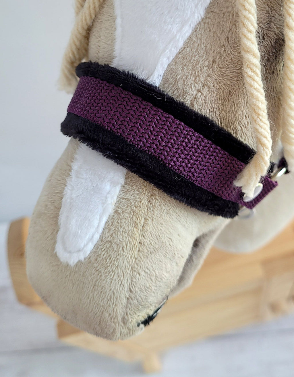 The adjustable halter for Hobby Horse A3 - plum with black furry