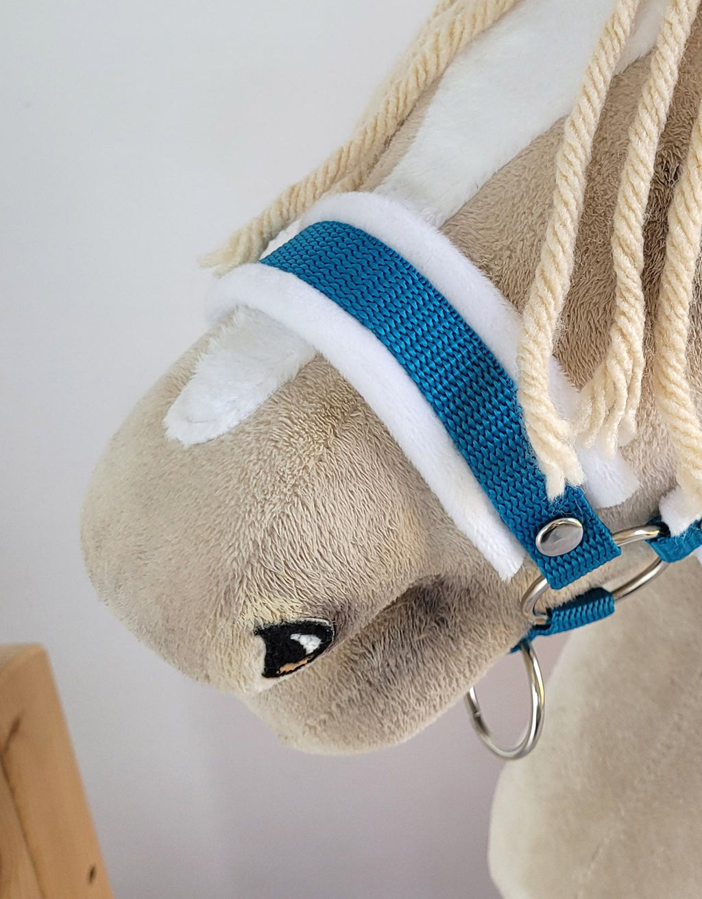 Set for Hobby Horse: the halter A3 with white furry + Tether made of cord - white-turquoise