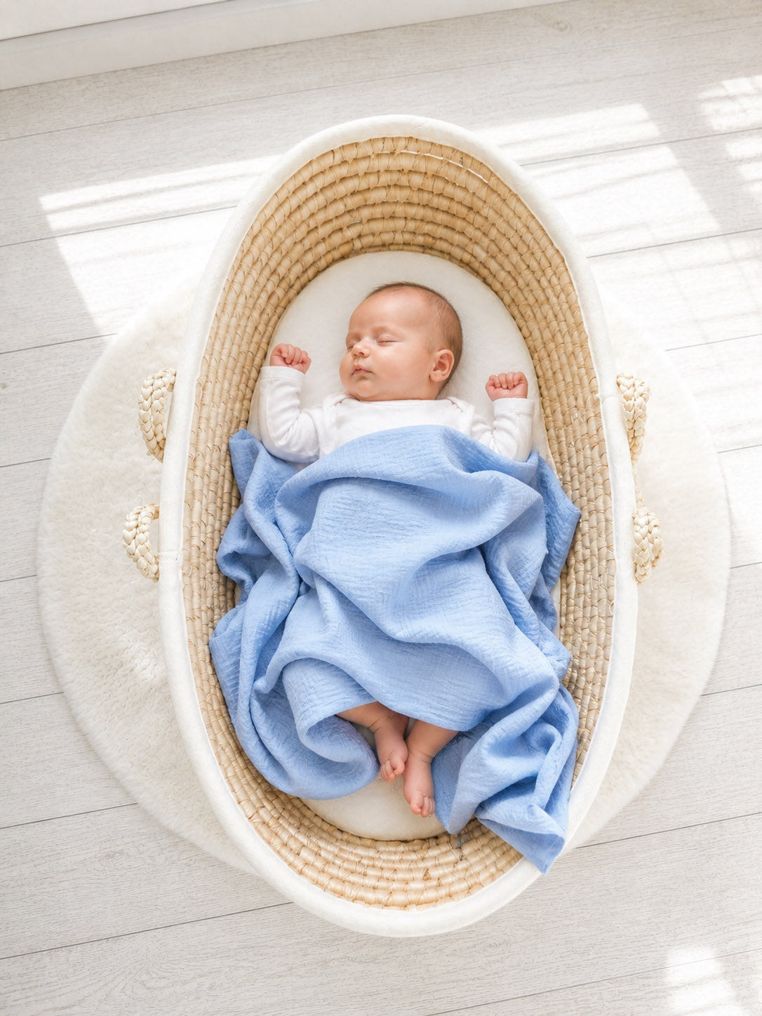 Muslin blanket for kids with tassels - blue