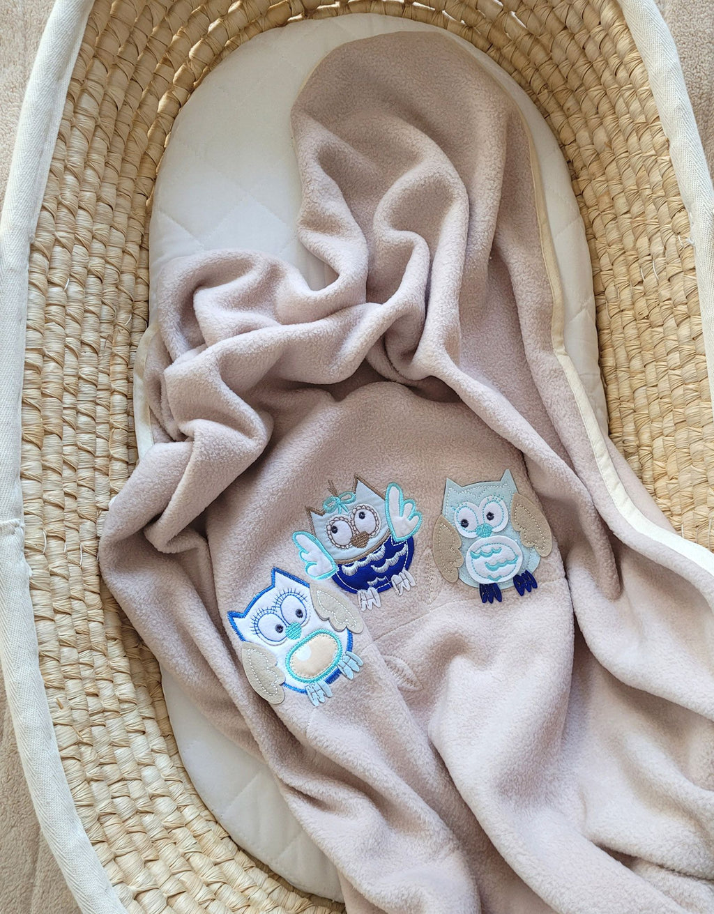 Polar fleece blanket for babies - Owls Bigi Zibi & Adele- beige