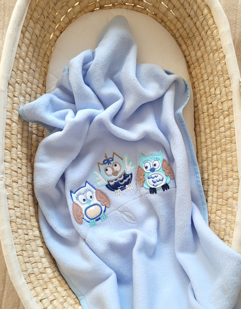 Polar fleece blanket for babies - Owls Bigi Zibi & Adele- bright blue