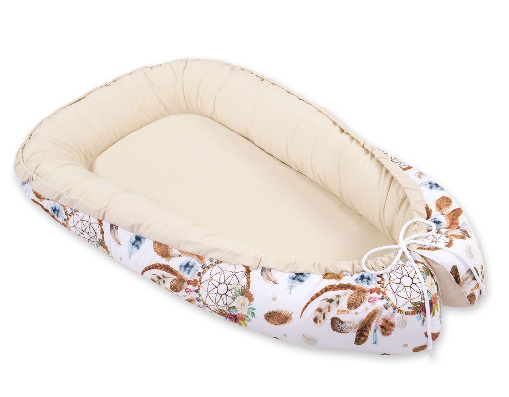 Baby nest double-sided Premium Cocoon for infants BOBONO- dream catchers white/beige