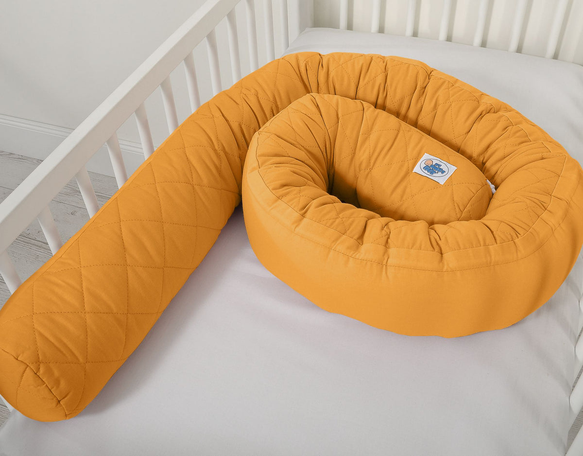 2-in-1 - Baby nest quilted - snake pillow bumper - honey yellow