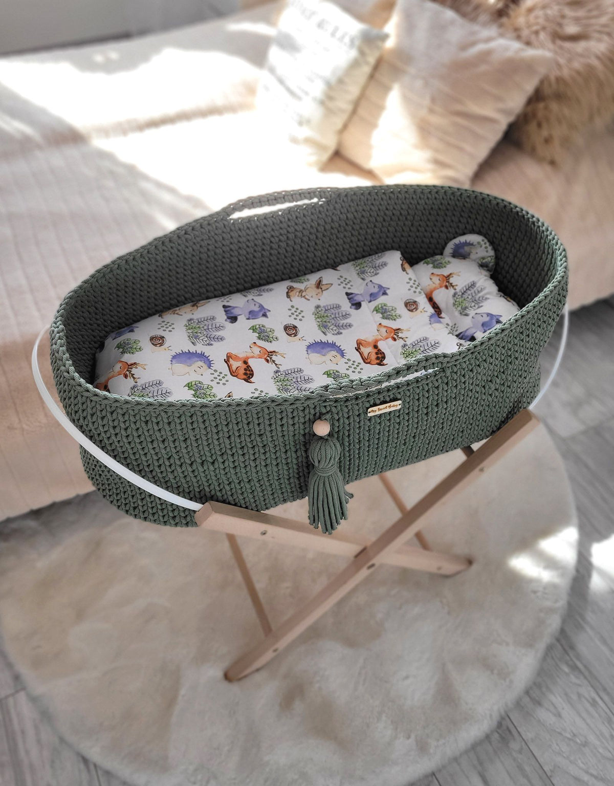 Moses basket BOHO Handmade cotton with mattress - sage