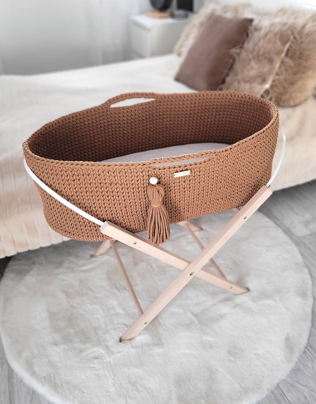 Moses basket BOHO Handmade with stand - caramel