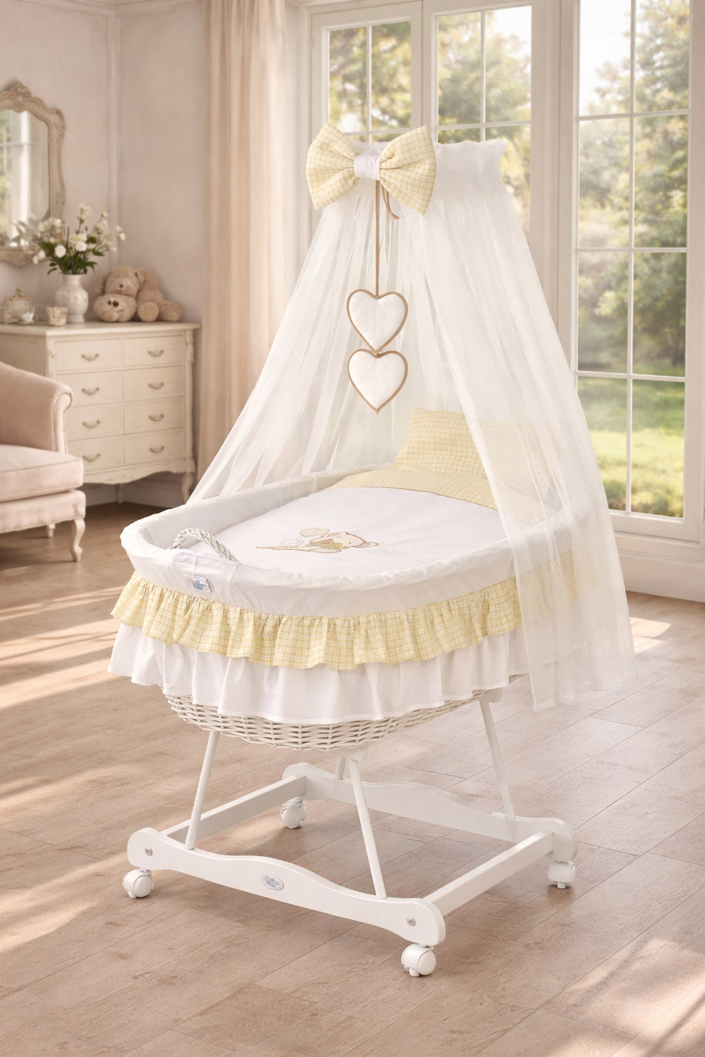 Moses Basket Wicker drape crib Bear with bow - white + white bedding