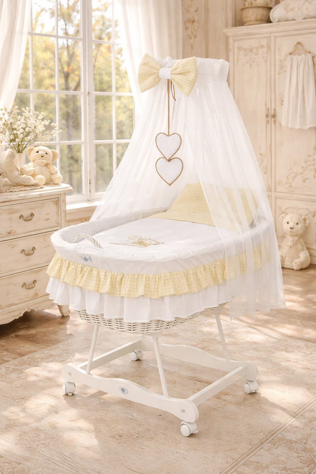 Moses Basket Wicker drape crib Bear with bow - white + white bedding