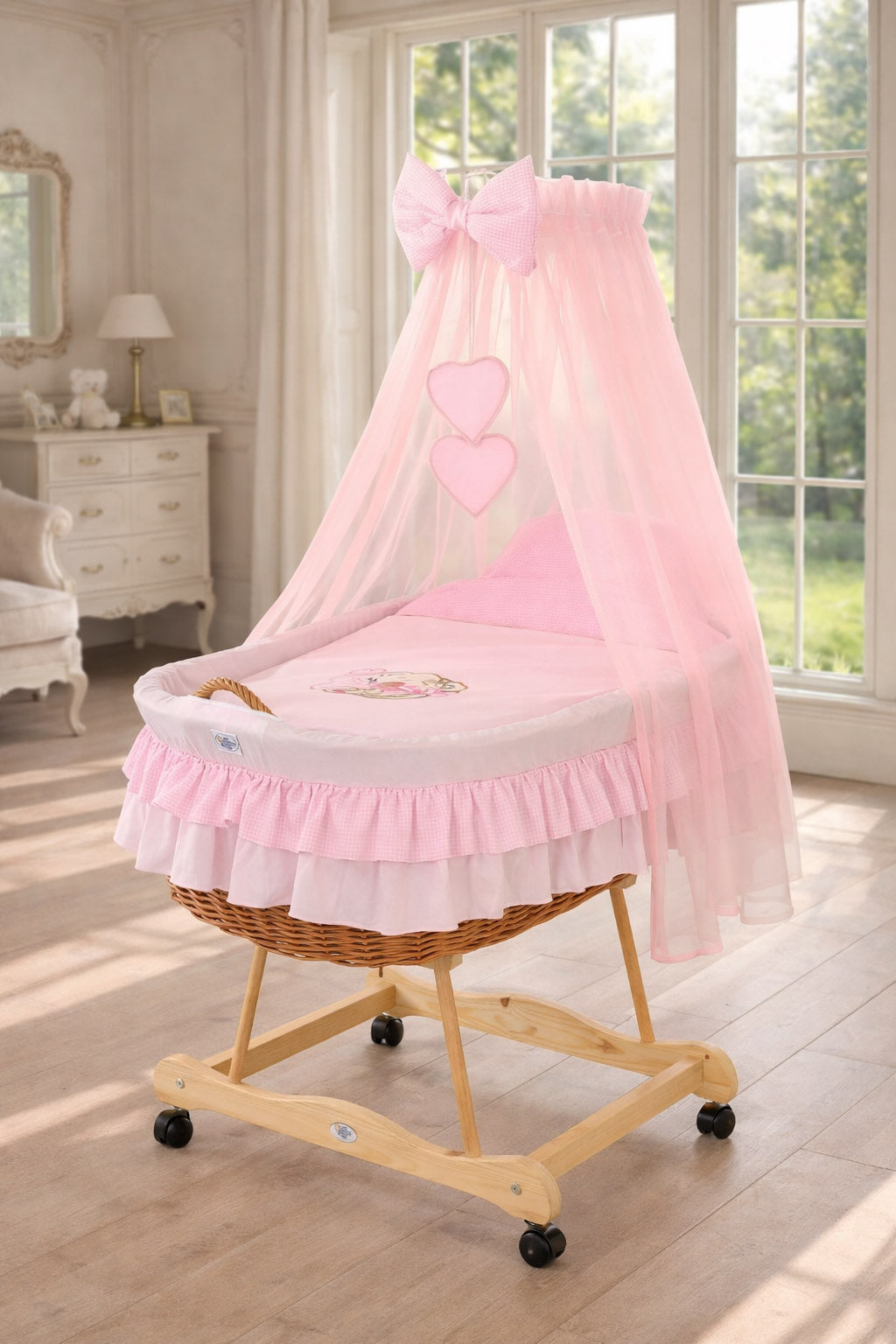 Moses Basket Wicker drape crib Bear with bow - natural + pink bedding