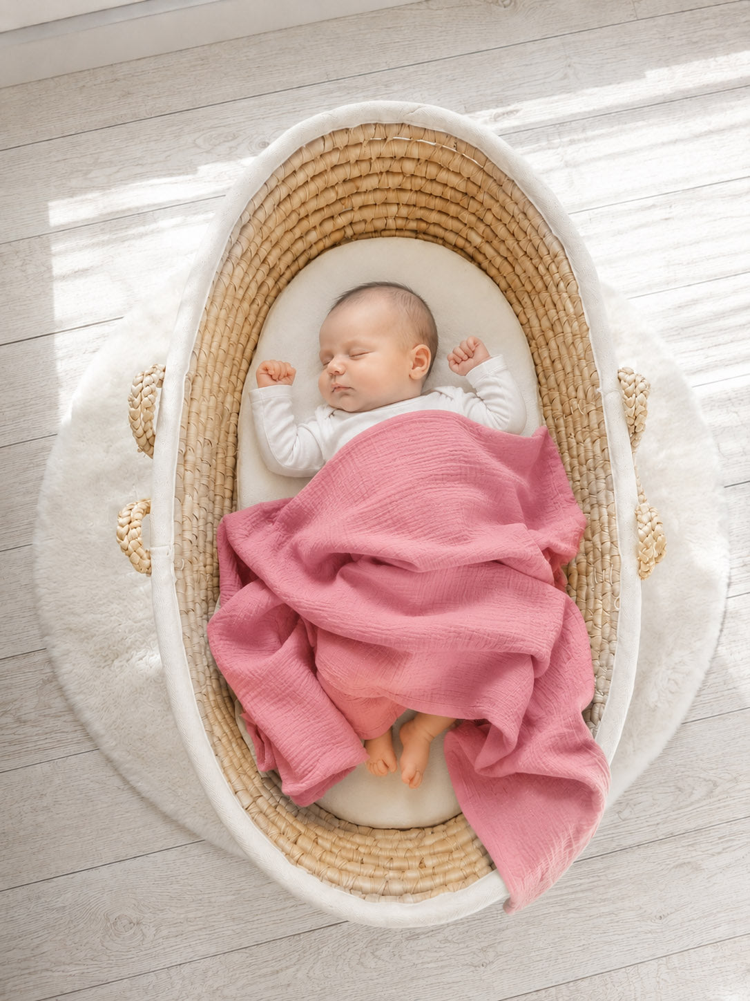 Muslin blanket for kids with tassels - pastel violet