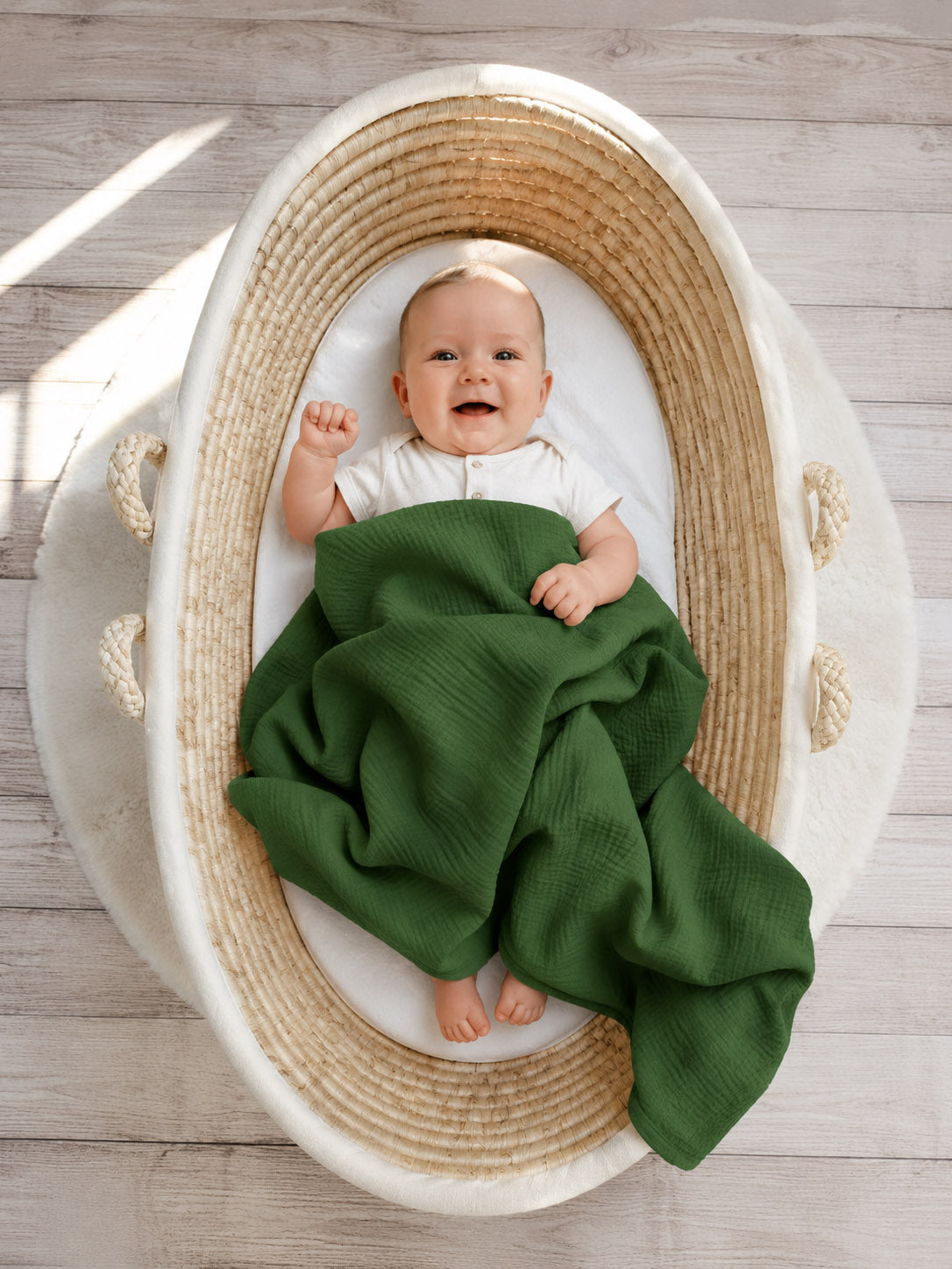 Muslin blanket for kids with tassels - forest green
