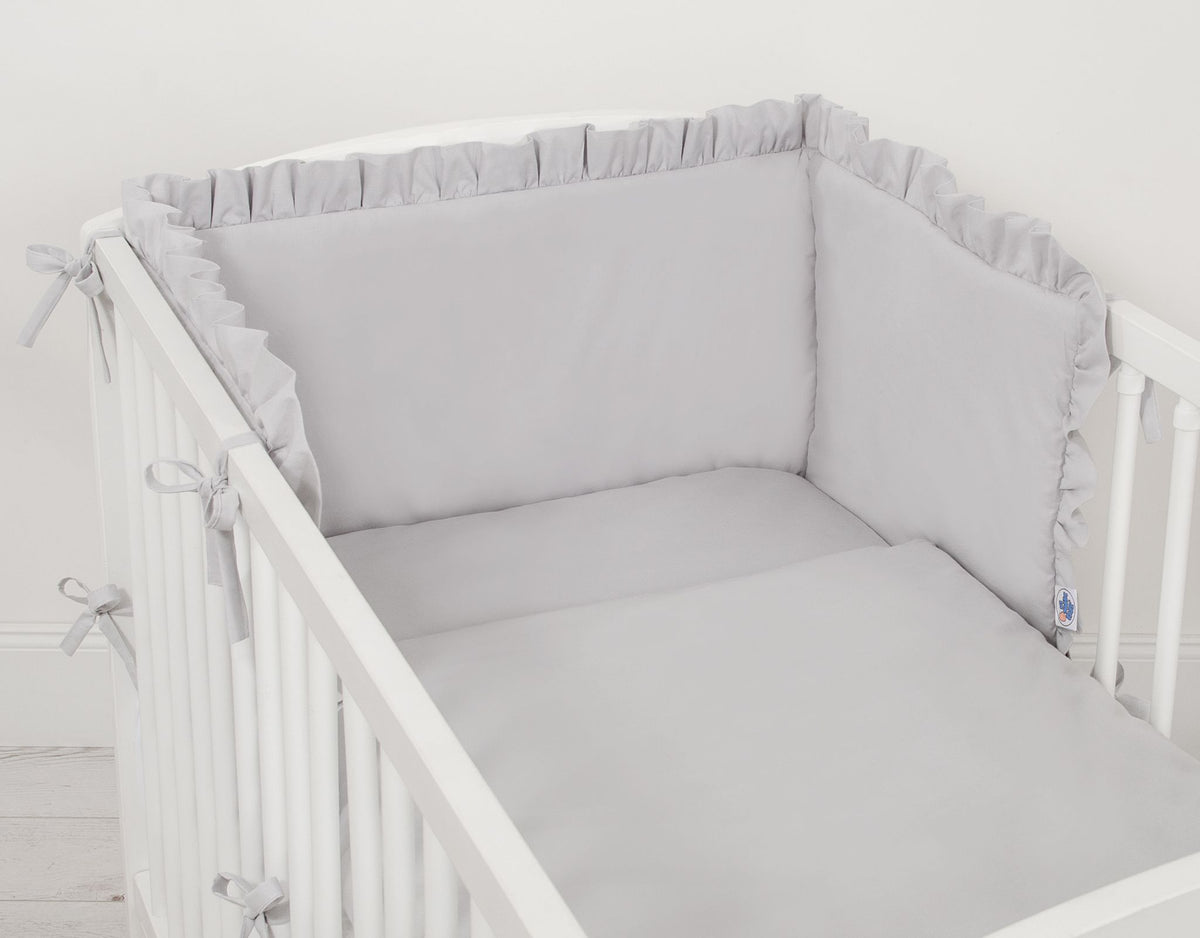 Universal baby bed bumper with frill - grey