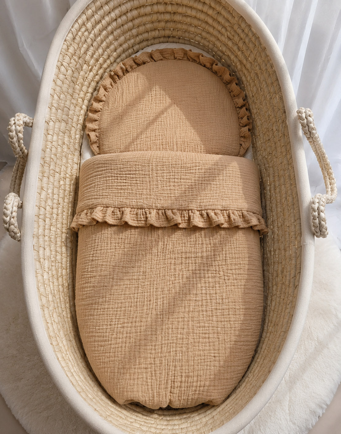 Duvet and a flat pillow MUSLIN with a frill- 2pcs set - camel