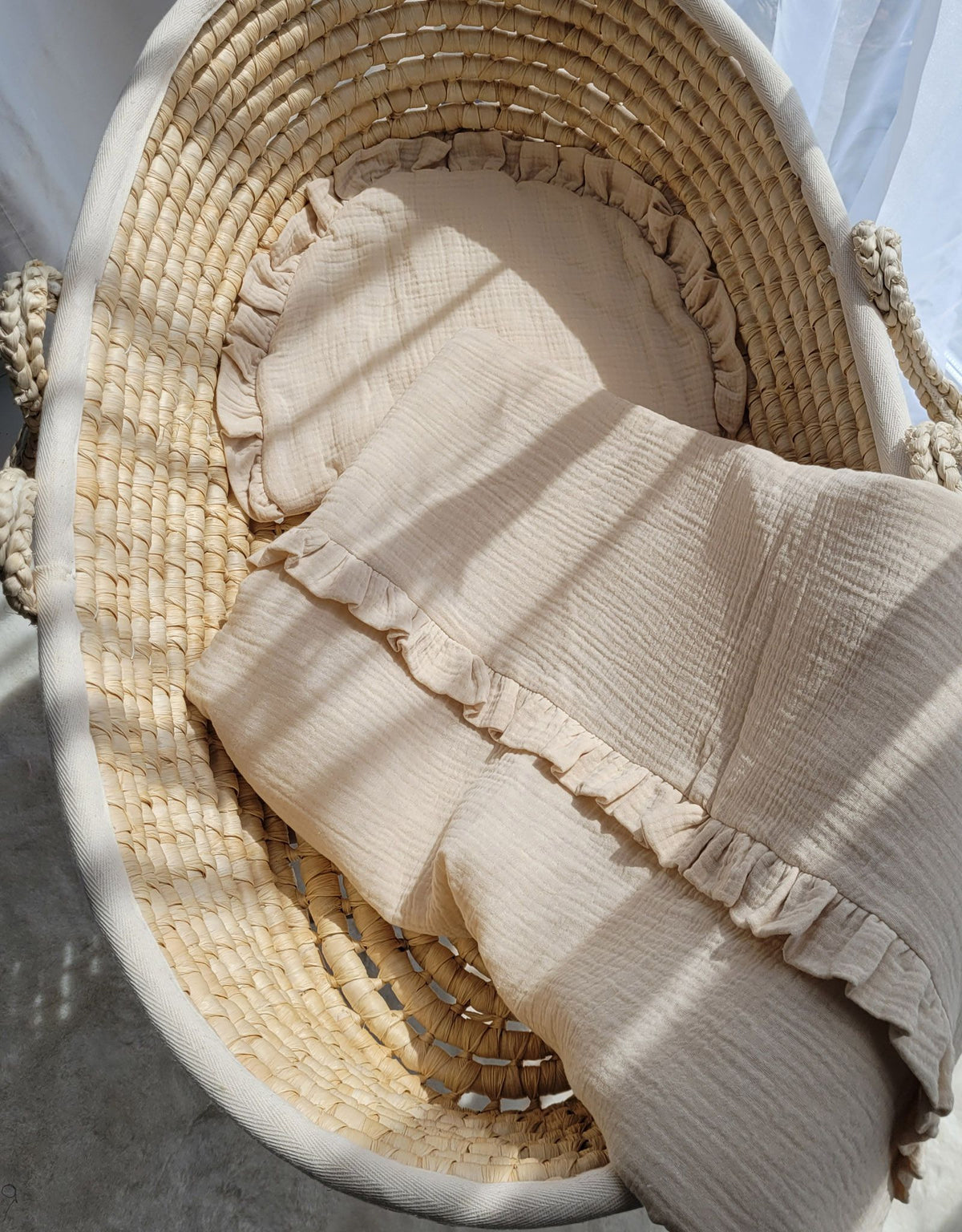 Duvet and a flat pillow MUSLIN with a frill- 2pcs set - cream