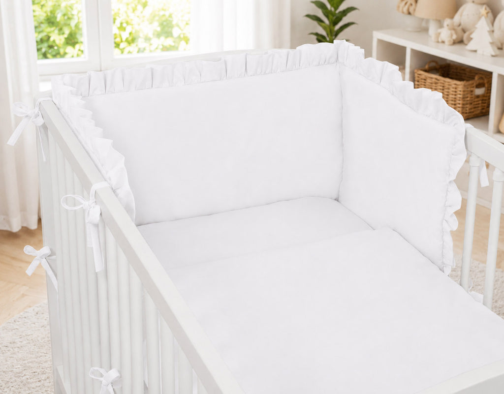 Universal baby bed bumper with frill - white