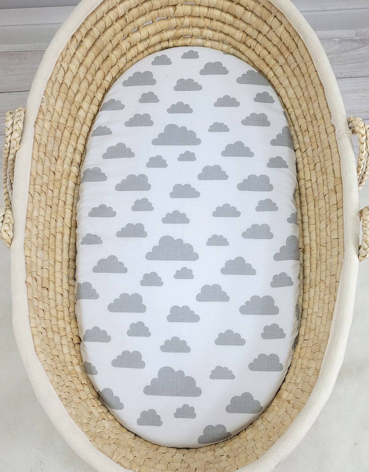 Sheet made of cotton for for prams, moses basket mattress 75x35 cm - Clouds gray