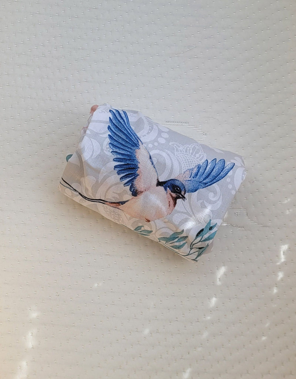 Sheet made of cotton for for prams, moses basket mattress 75x35 cm - Blue birds