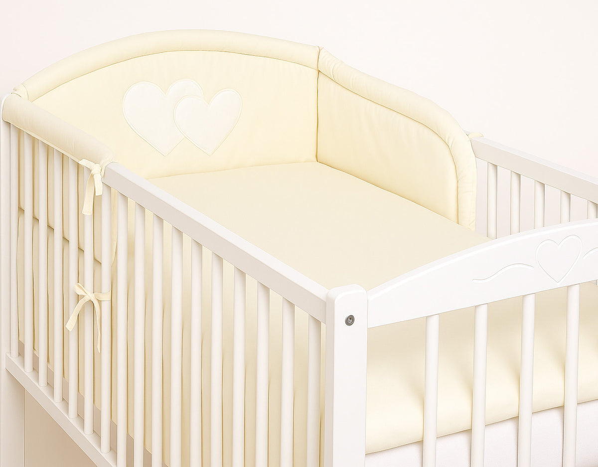 Universal crib rail bumper – Hearts cream