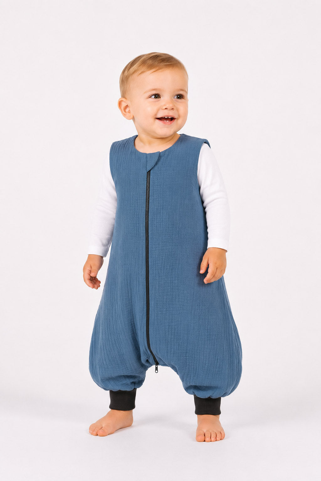 Muslin baby sleeping bag with legs L 9-24 months for summer TOG 1.0 - pastel blue