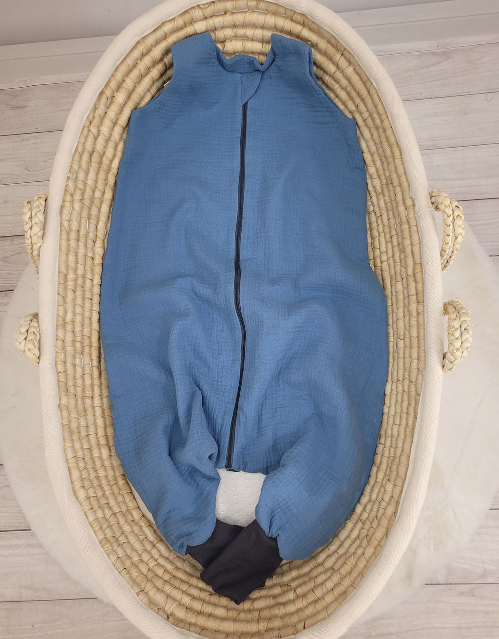 Muslin baby sleeping bag with legs L 9-24 months for summer TOG 1.0 - pastel blue