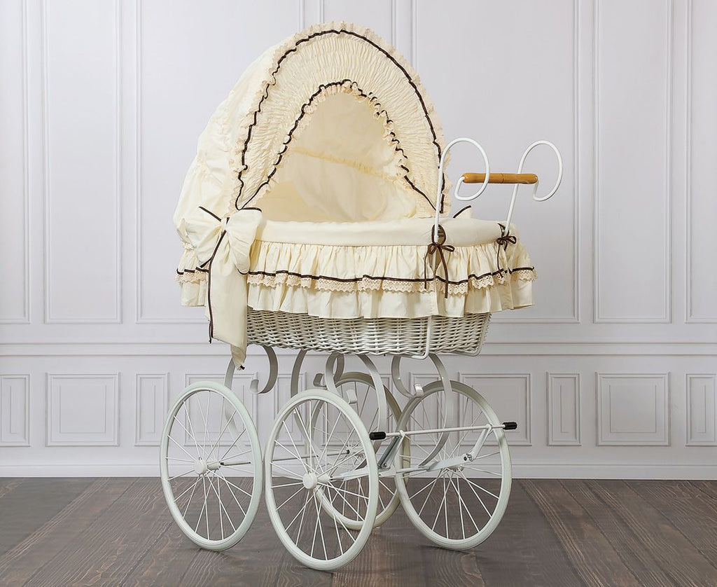 Moses Basket Wicker hood crib Retro wicker crib Emma - white + cream bedding