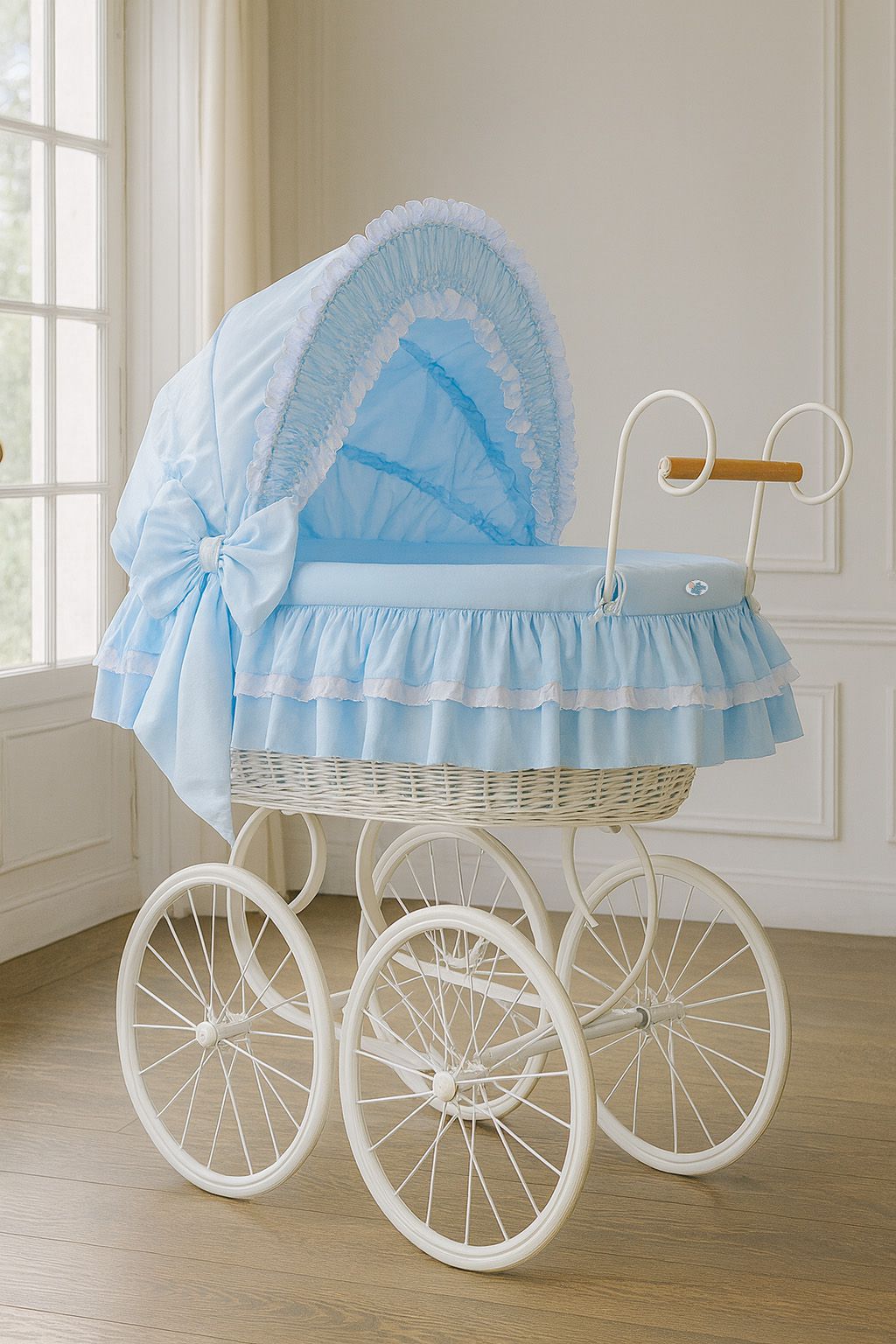 Moses Basket Wicker hood crib Retro wicker crib Victoria - white + blue bedding