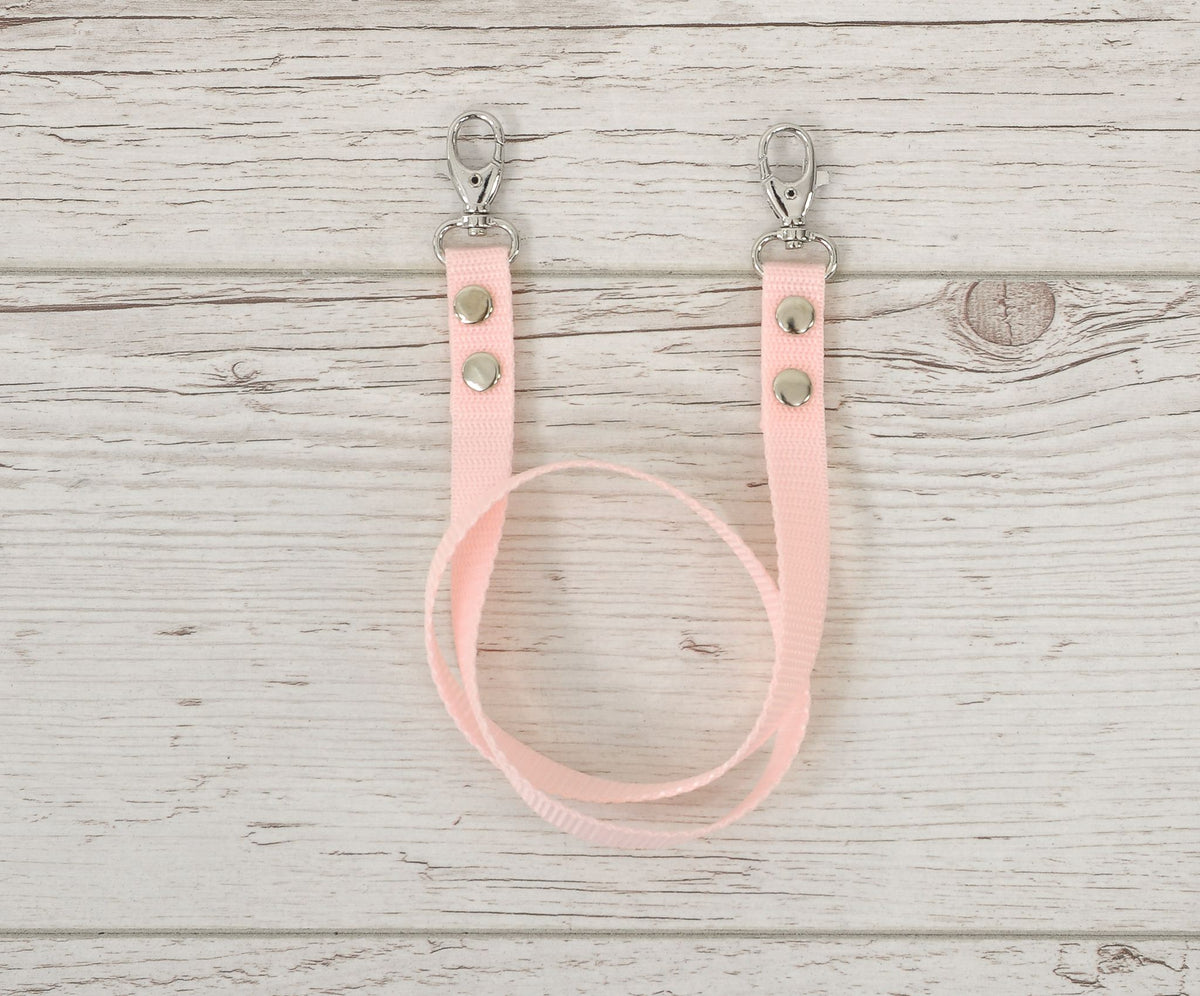 Hobby Horse reins for halters - powder pink
