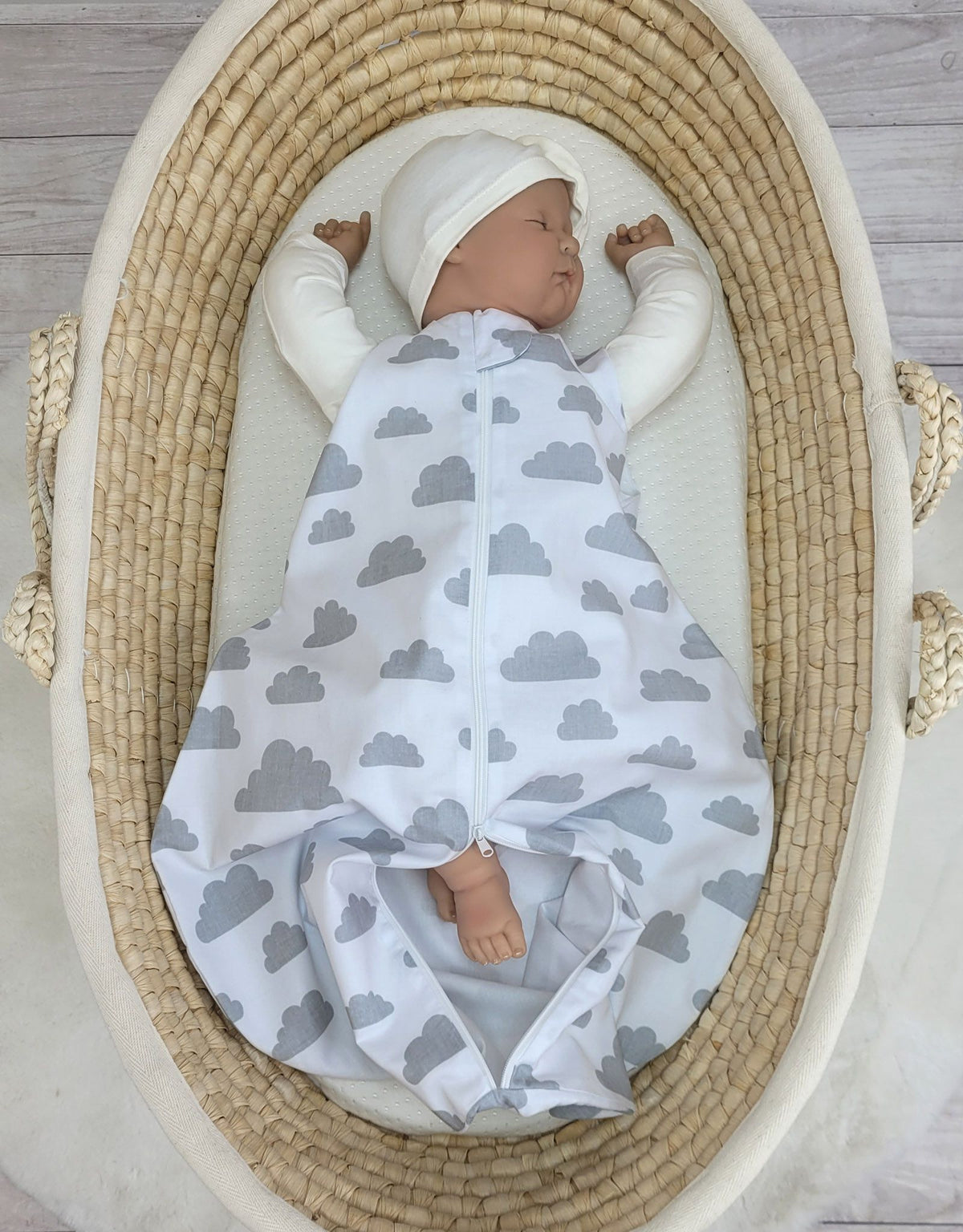 Cotton baby sleeping bag S 0-6 months for summer TOG 1.0 - grey clouds
