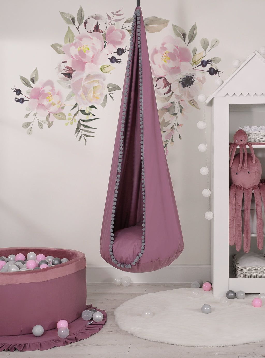 Hanging swing hammock cocoon - pastel violet