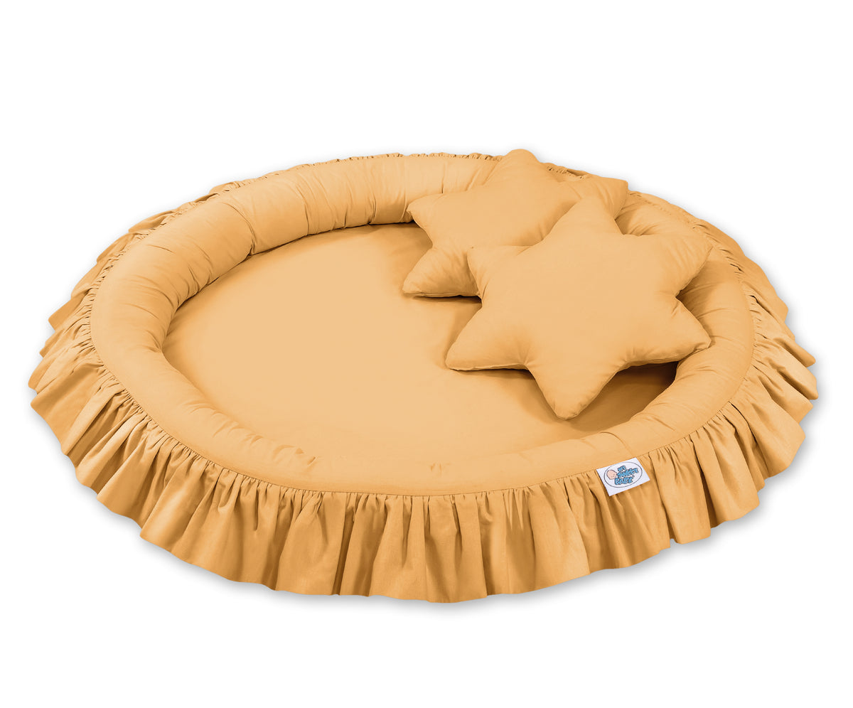 Nest with flounce - honey yellow
