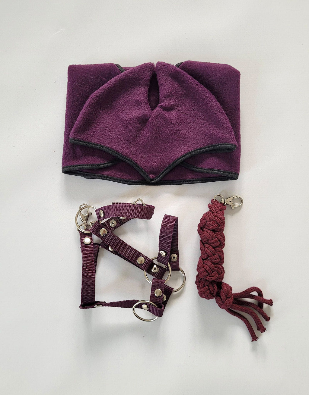The adjustable halter for Hobby Horse A3 - plum